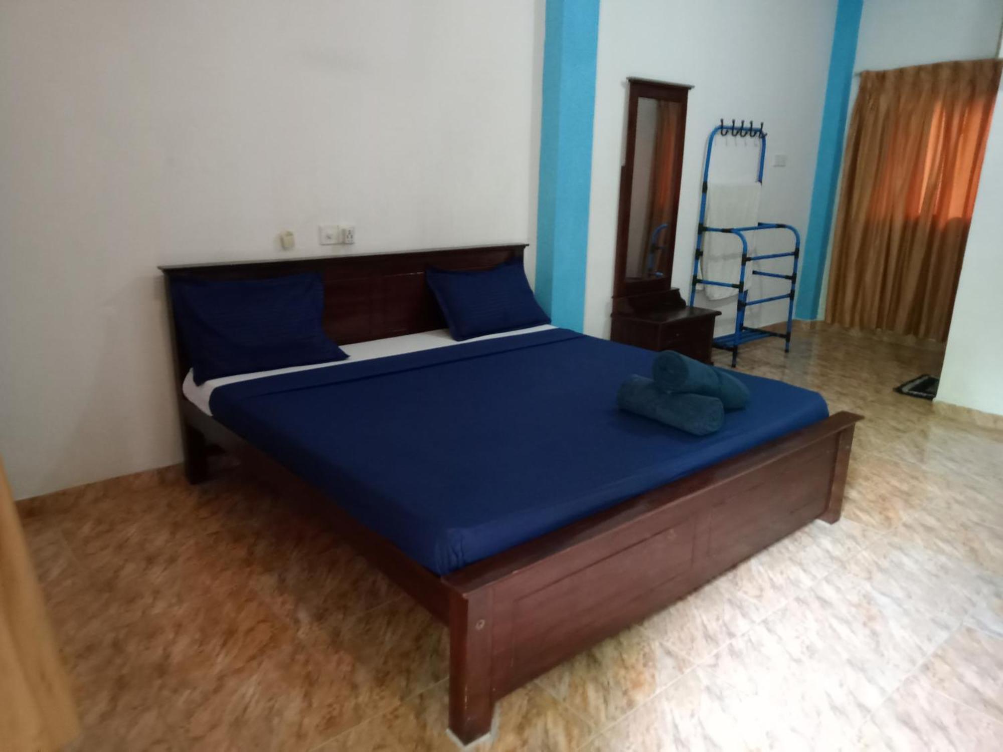 Suninn Hostel And Surf School Weligama Exterior foto